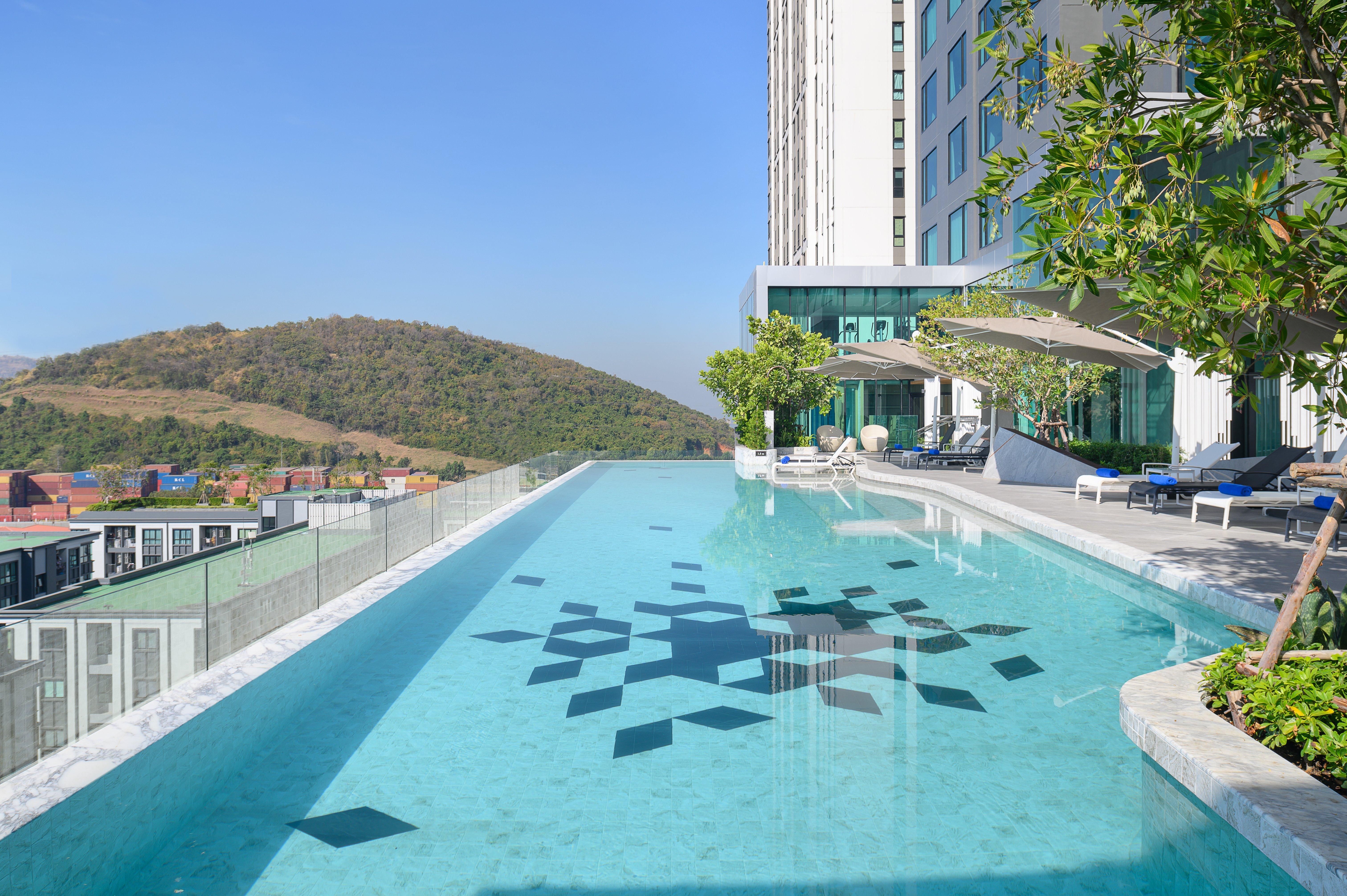 Holiday Inn & Suites Siracha Laemchabang By Ihg Si Racha Exterior foto